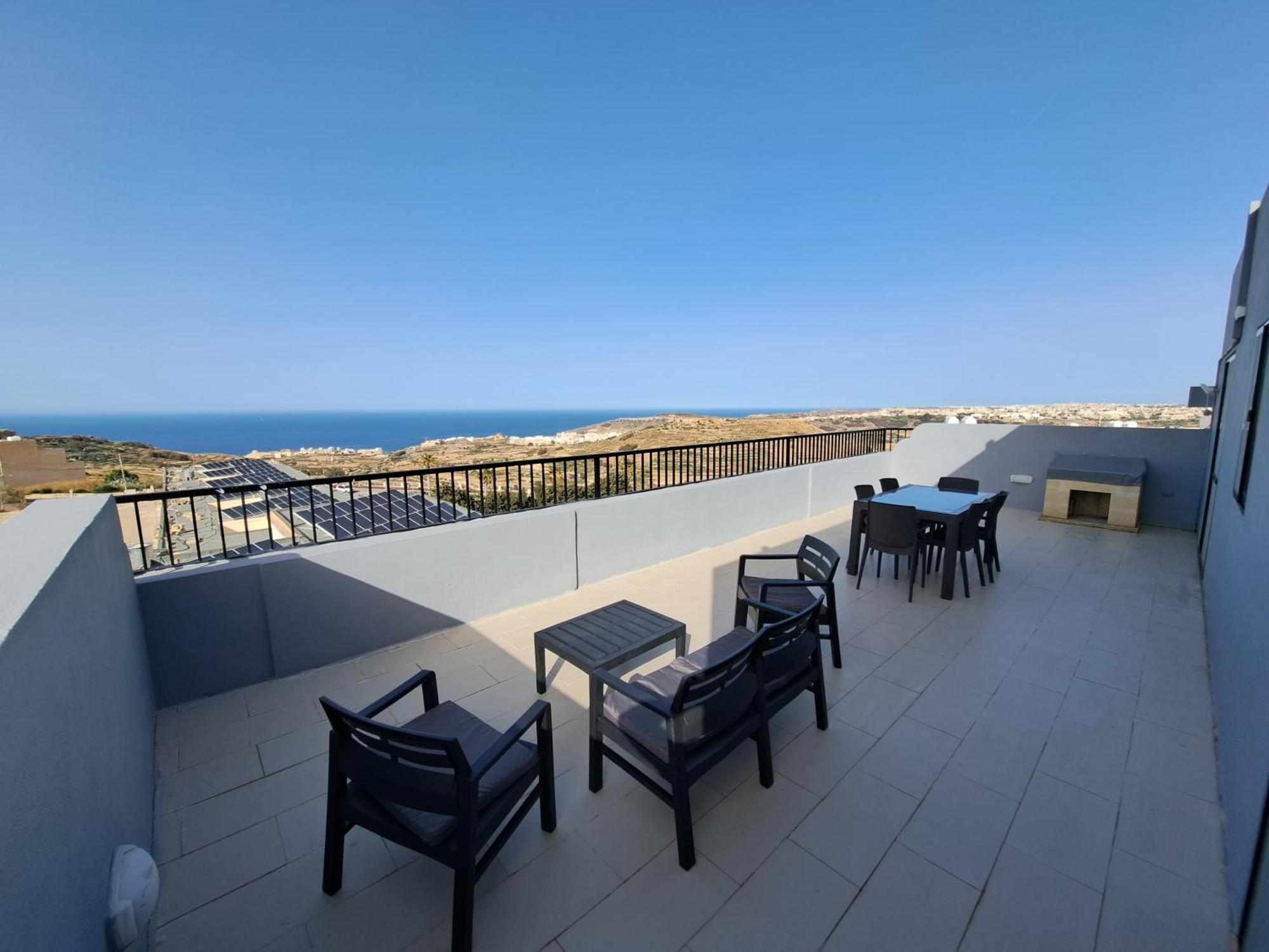 Zebbug Sea View Penthouseアパートメント エクステリア 写真